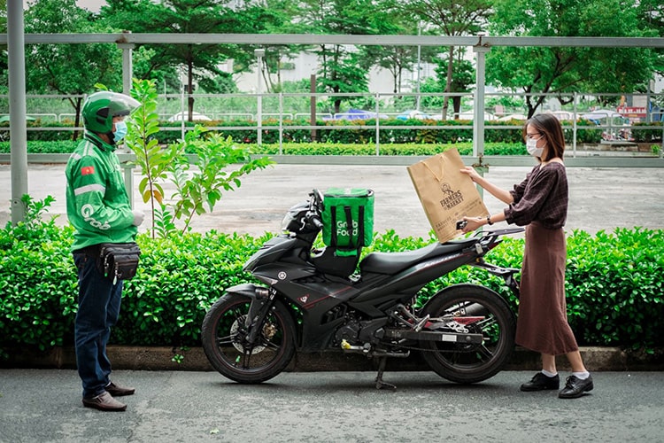 grab-co-giao-hang-cong-kenh-khong